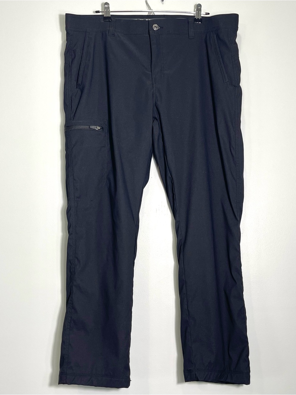 EDDIE BAUER Mens Rainier Fleece Lined Black Pants Stretch Zip Pockets Sz 40 x 30